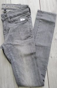 Grey Gap skinny jeans